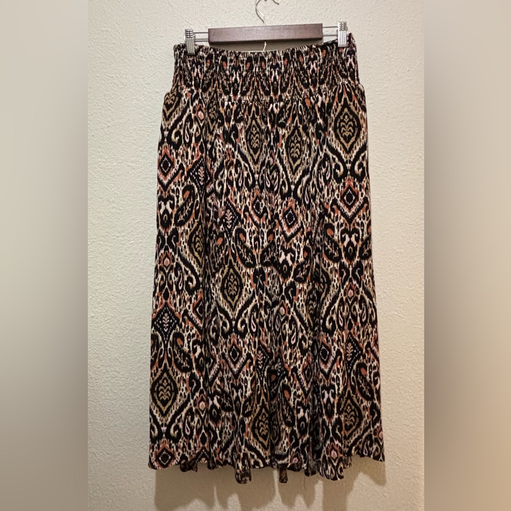 Size 1 torrid full length skirt